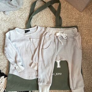 Little Bipsy Cream Kids Sweatpants & Joggers Set